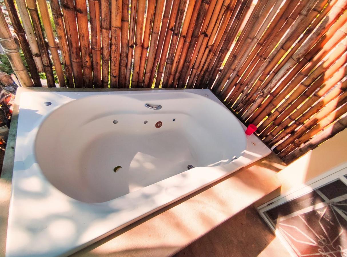 Casa Lili Luxury Valladolid "Fast Wifi, Hot Water, Kitchen & Tv" Luaran gambar